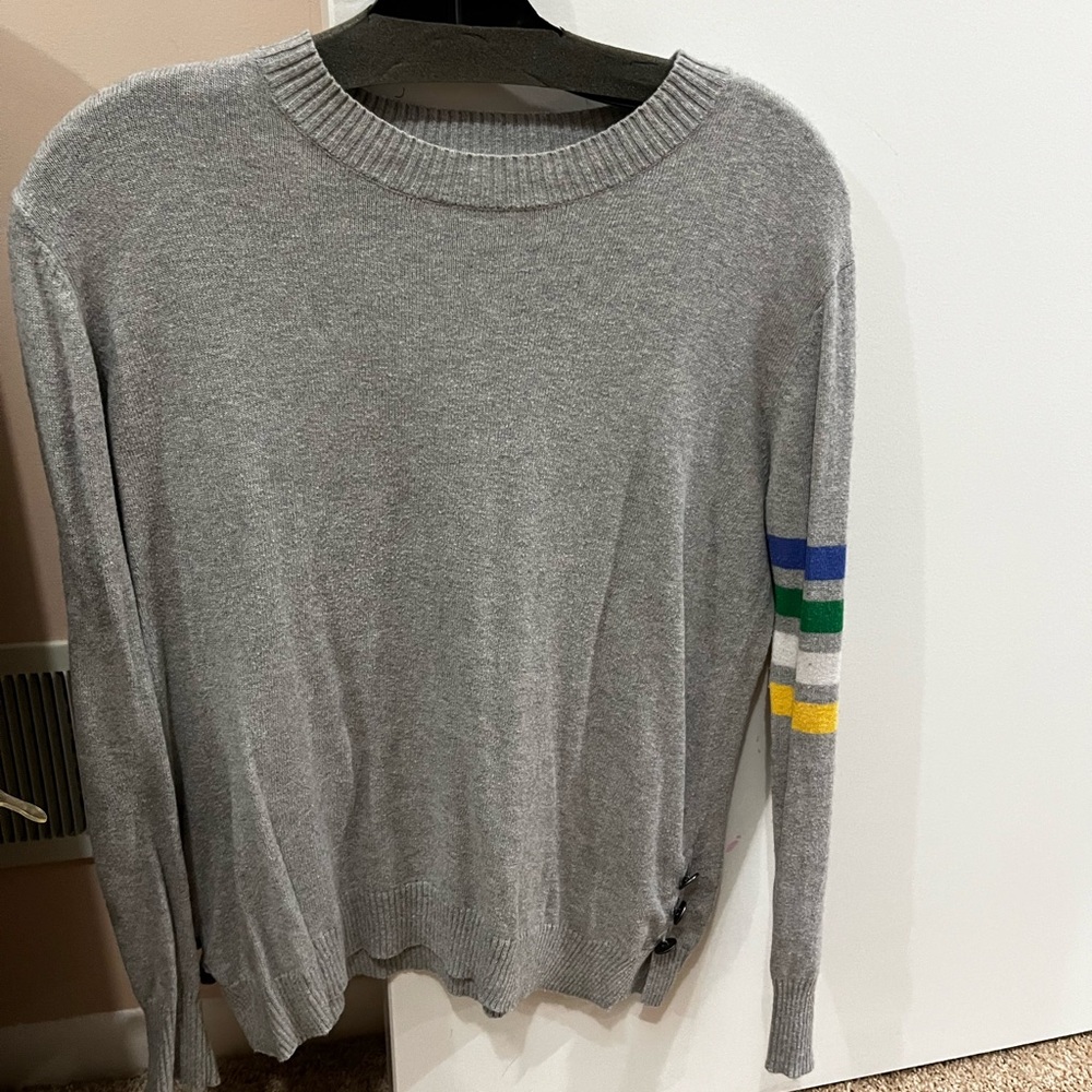 27 Miles Thin Cotton/Cashmere Gray Crewneck Sweater with Colorful Sleeve Stripes